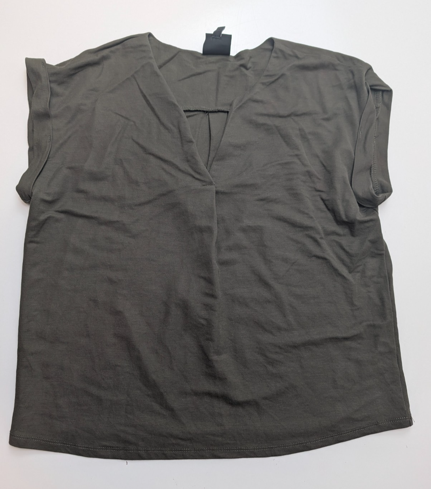 Bobeau Sleeveless Rolled Cuff Blouse Women's Small Green V Neck